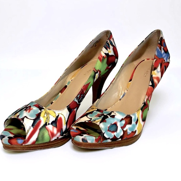 Nine West Floral Peep-Toe Heels - Picture 3 of 7